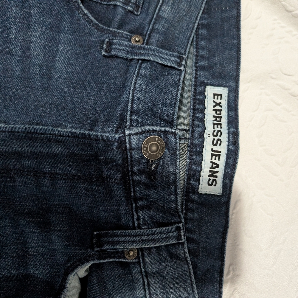 Jeans - Picture 3 of 5